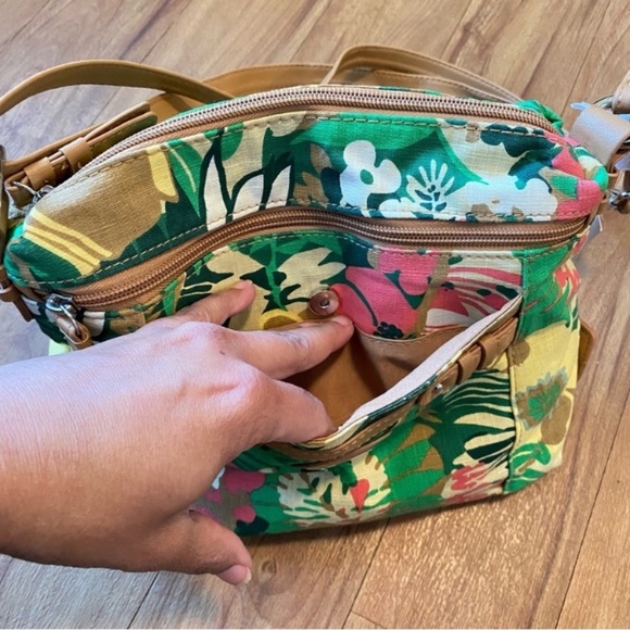 New Rosetti Green Yellow Tropical Bliss Triple Play Carly Mini Crossbody Bag - Picture 5 of 16